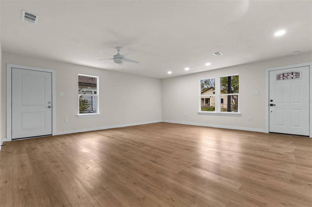 Fort Worth, TX 76106,2806 28th Street