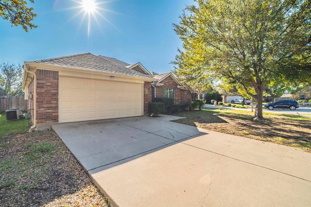 Saginaw, TX 76179,513 Greenvale Court