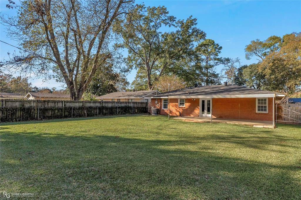 Shreveport, LA 71104,815 E Washington Street