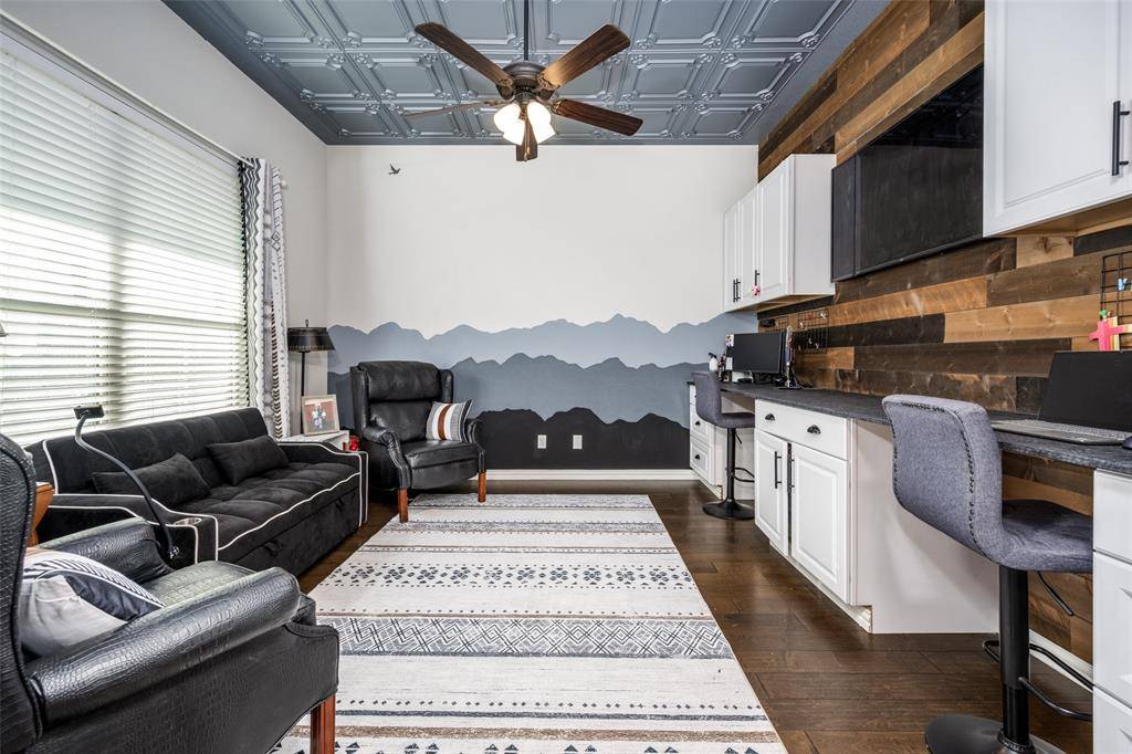 Ponder, TX 76259,7417 Green Mesa Road