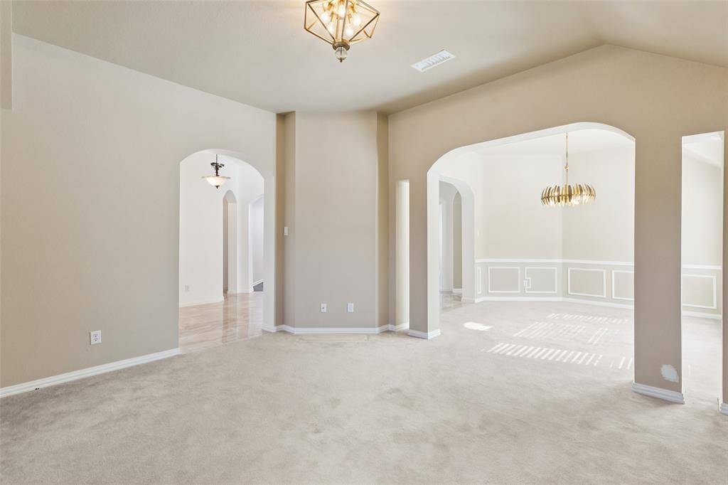 Desoto, TX 75115,600 Quick Silver Drive