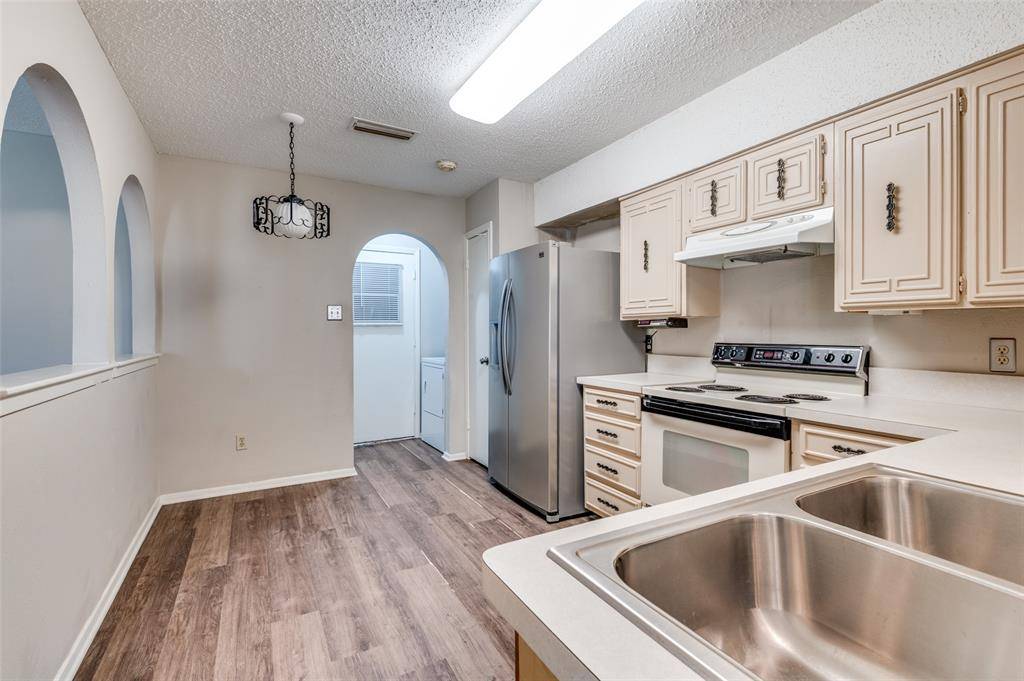 Irving, TX 75060,2800 Shadylake Court