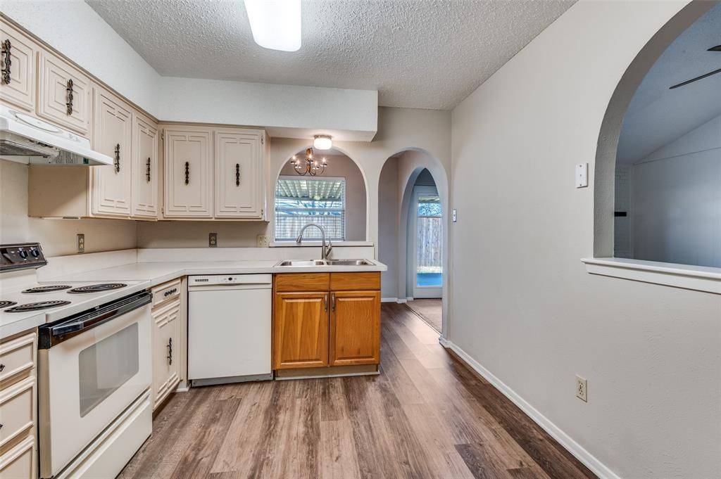 Irving, TX 75060,2800 Shadylake Court