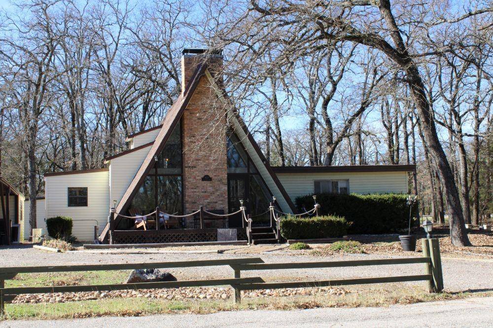 Quinlan, TX 75474,2629 Fox Point Road