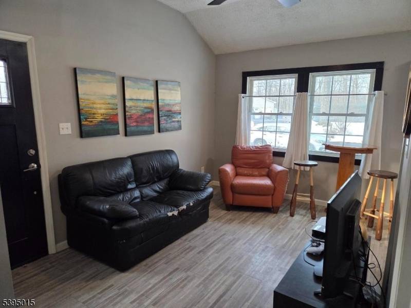 Hopatcong Boro, NJ 07843,38 Geneva Trl