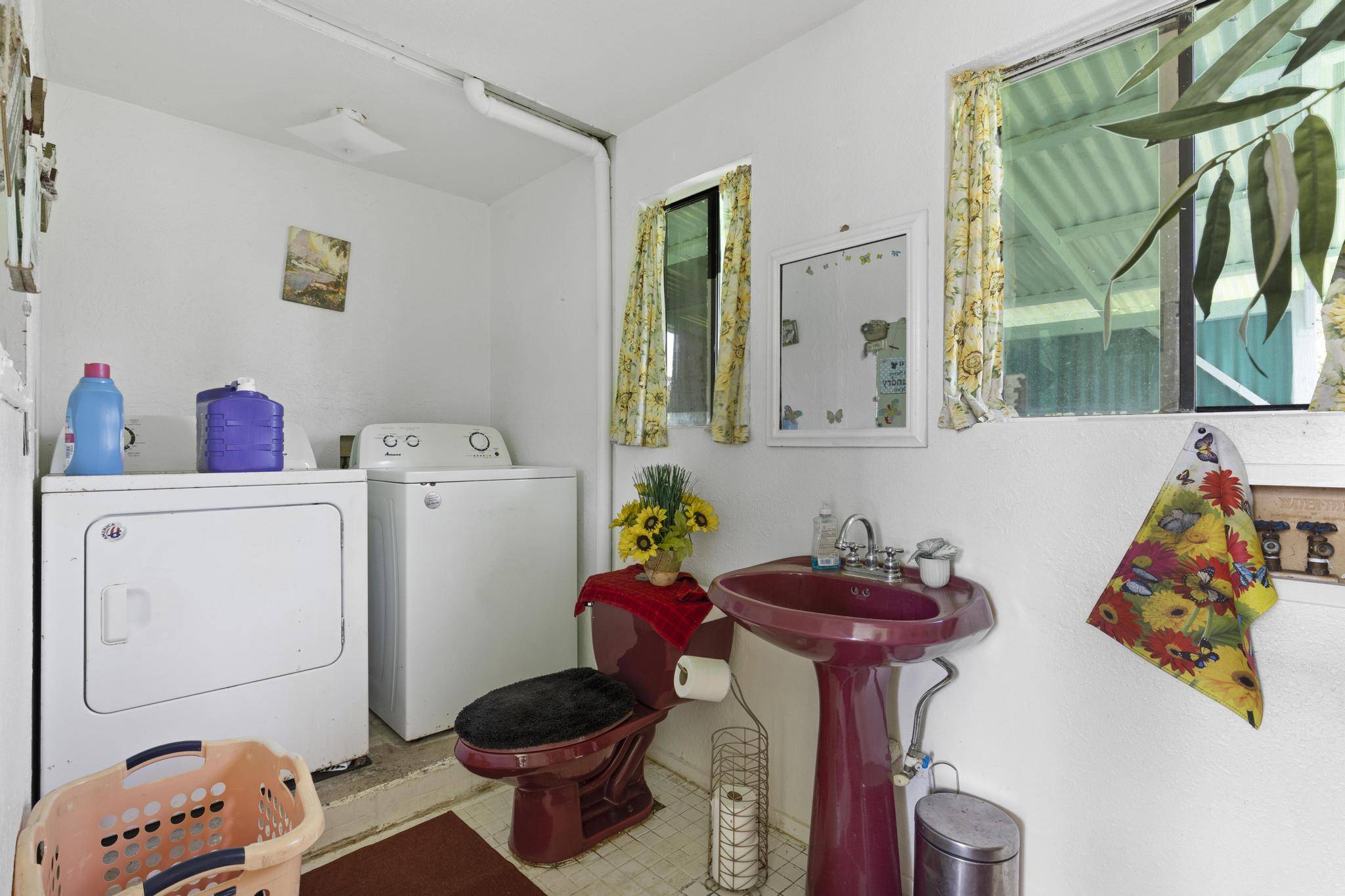 Keaau, HI 96749,15-1477 17TH AVE