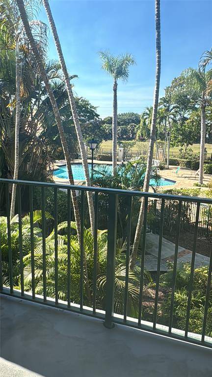 West Palm Beach, FL 33409,1721 Village Blvd #204