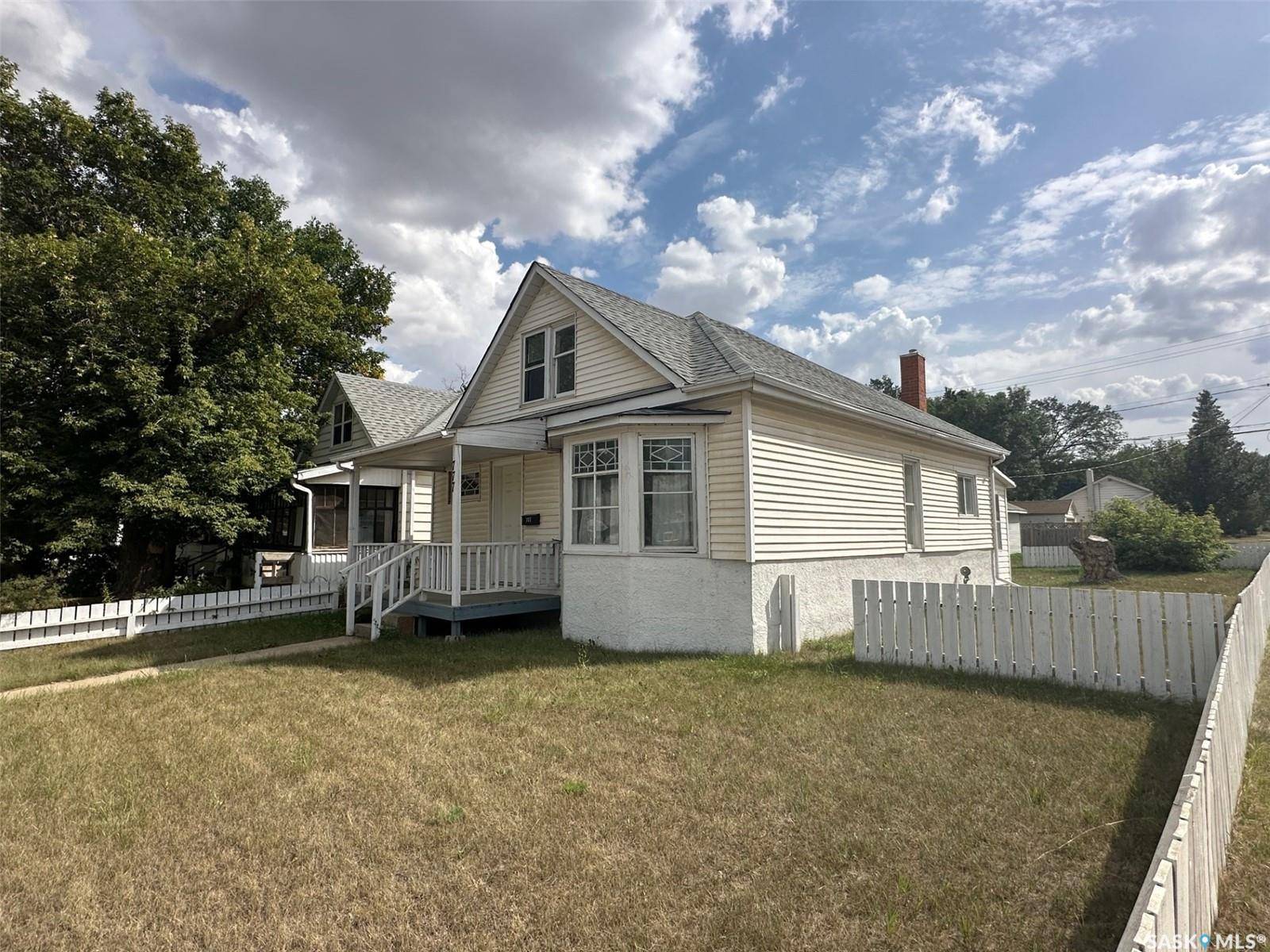 Moose Jaw, SK S6H 5E7,777 Coteau STREET W