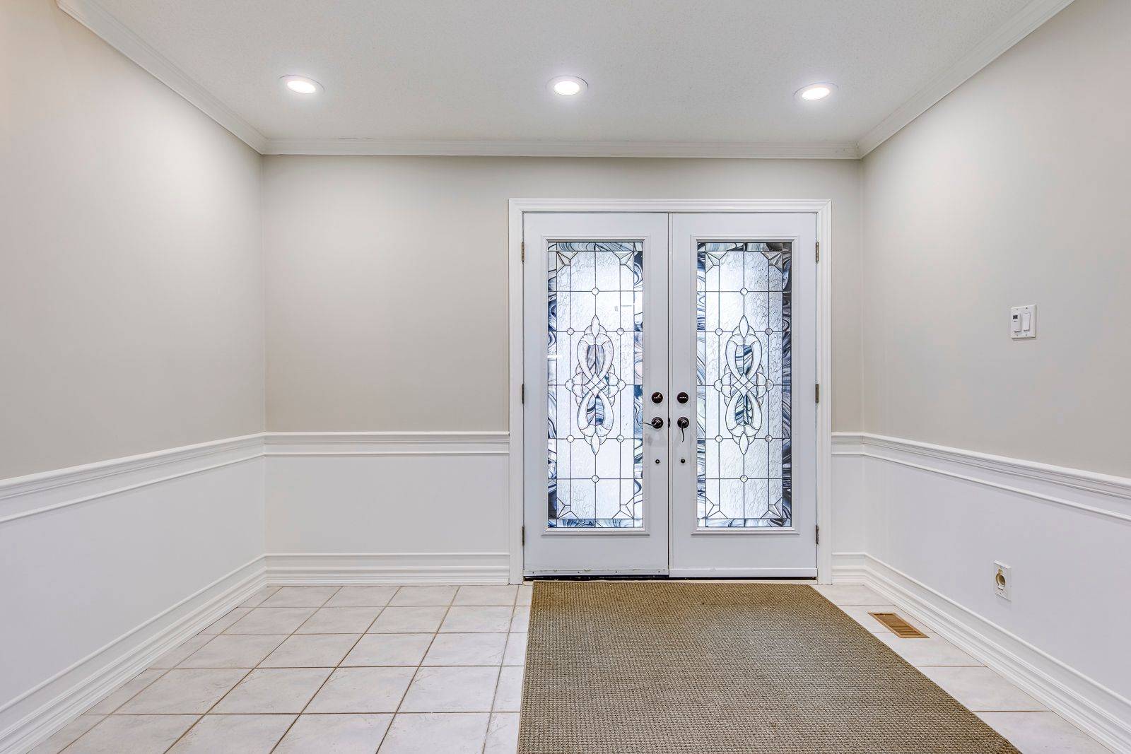 Oakville, ON L6M 2W4,1362 Pilgrims WAY