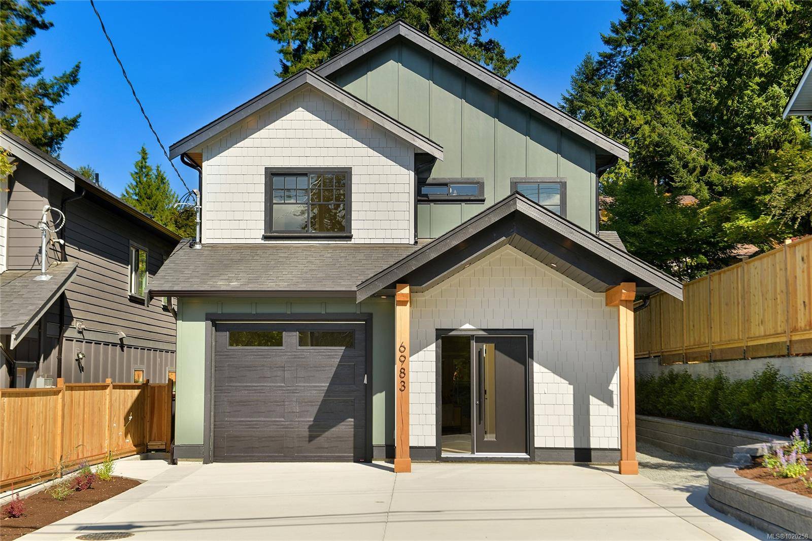 Central Saanich, BC V8M 1B3,6983 Hagan Rd