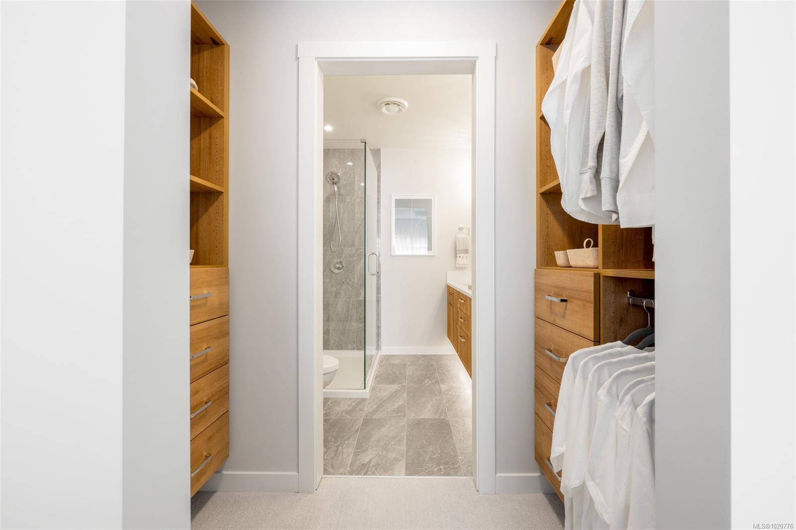 Langford, BC V9B 1Y2,3210 Glendale Pl #101