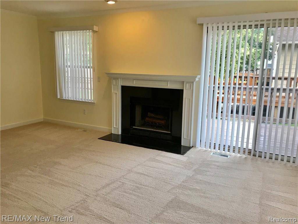 Novi, MI 48377,41363 CORNELL DR