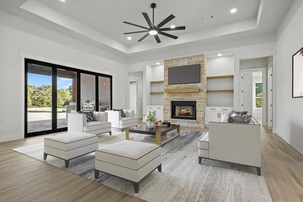 Burleson, TX 76028,2736 County Road 804a Road