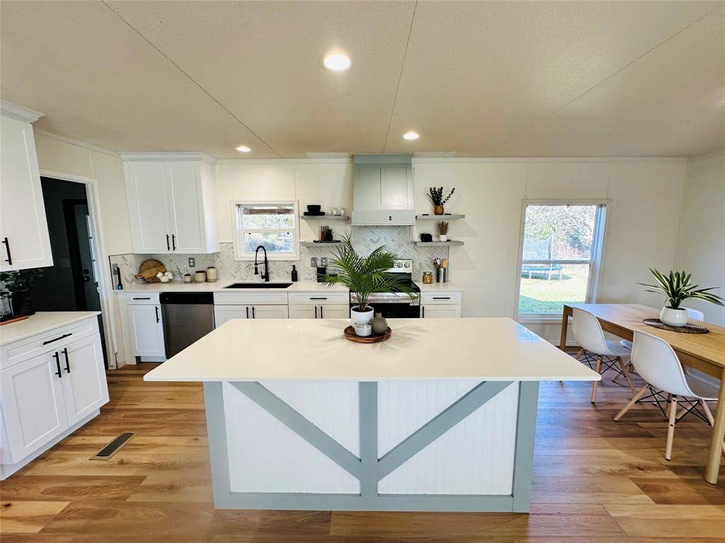 Grand Prairie, TX 75054,51 Spring Creek Circle