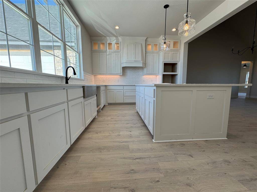 Godley, TX 76044,12984 Little Wolf