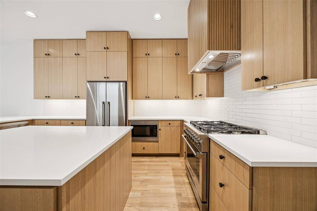 Dallas, TX 75206,5602 Ellsworth Avenue