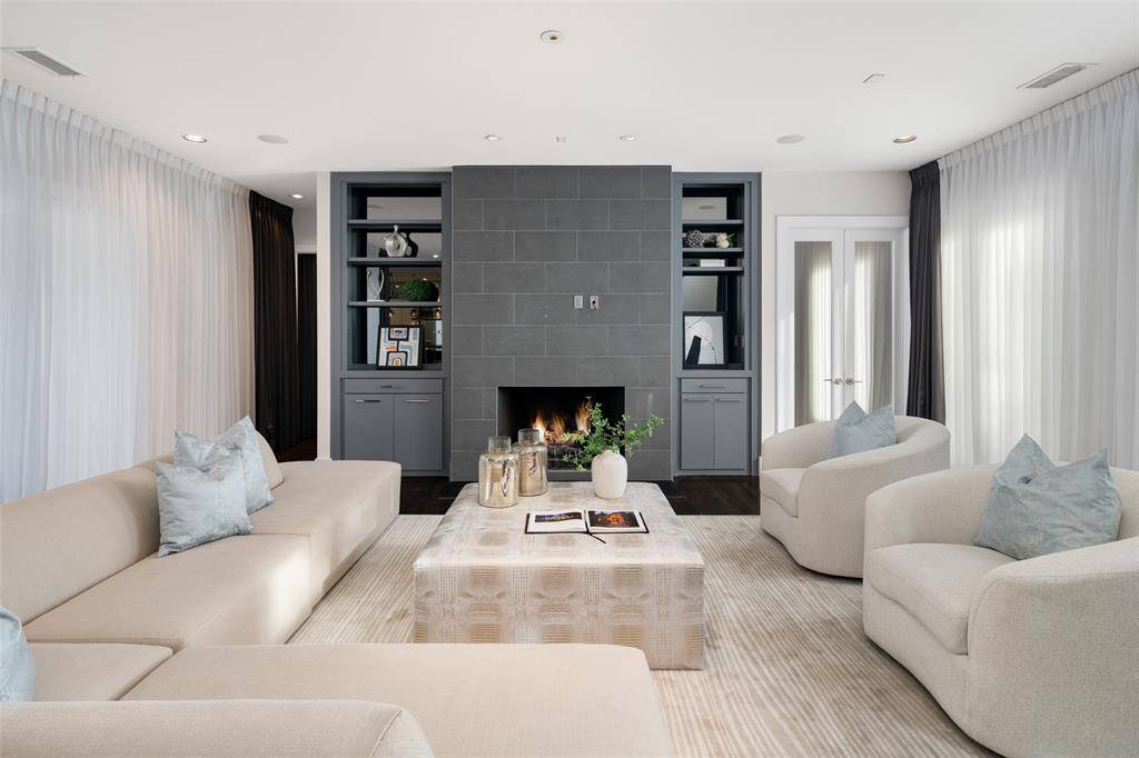 Dallas, TX 75230,5811 Meletio Lane