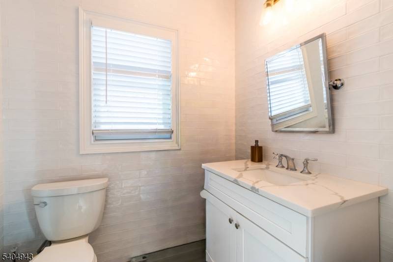 Westfield Town, NJ 07090,119 Park St