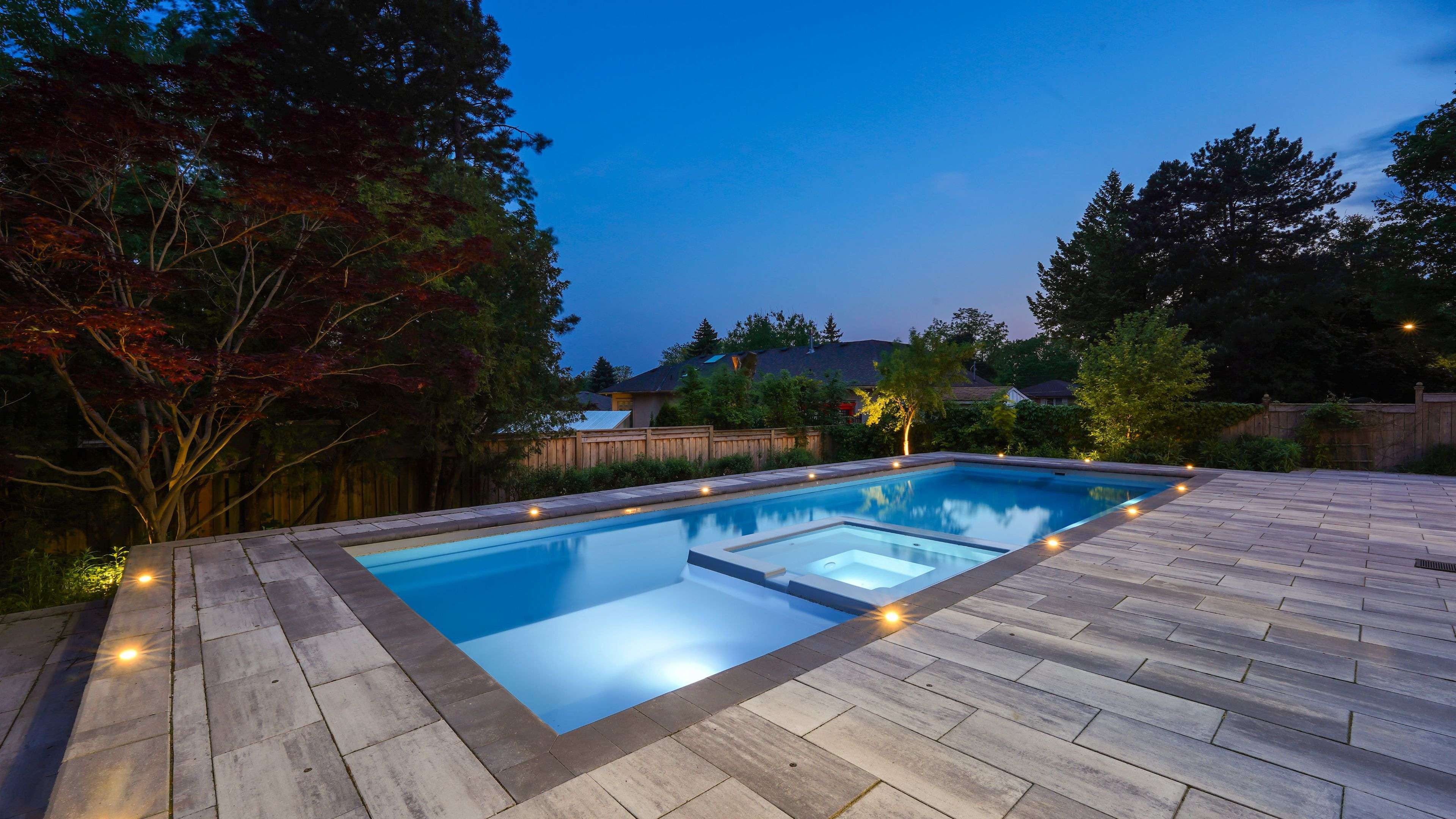 Vaughan, ON L4J 1K6,3 Idleswift DR