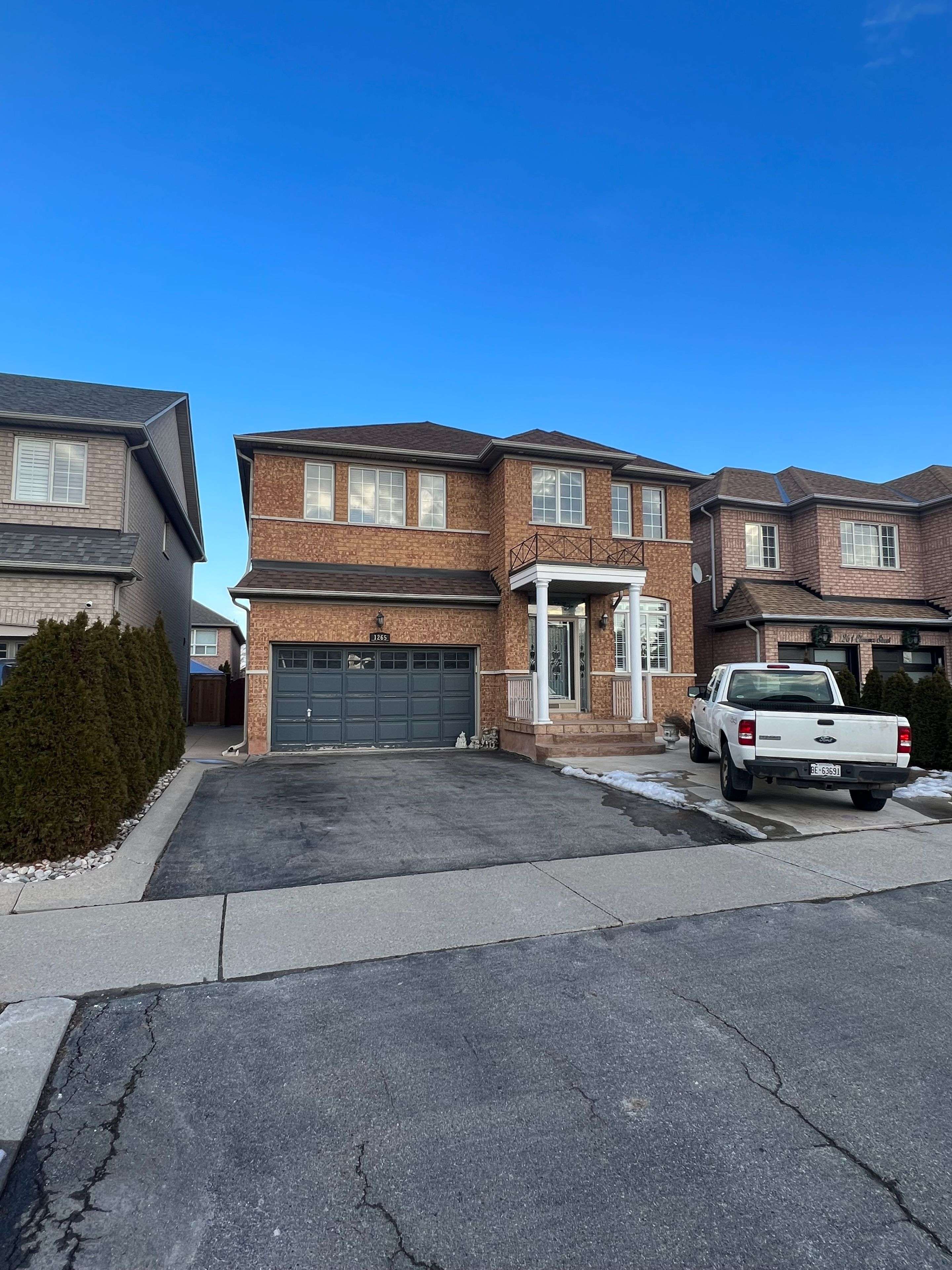 Vaughan, ON L4H 2J4,1265 Clarence ST #Bsmt