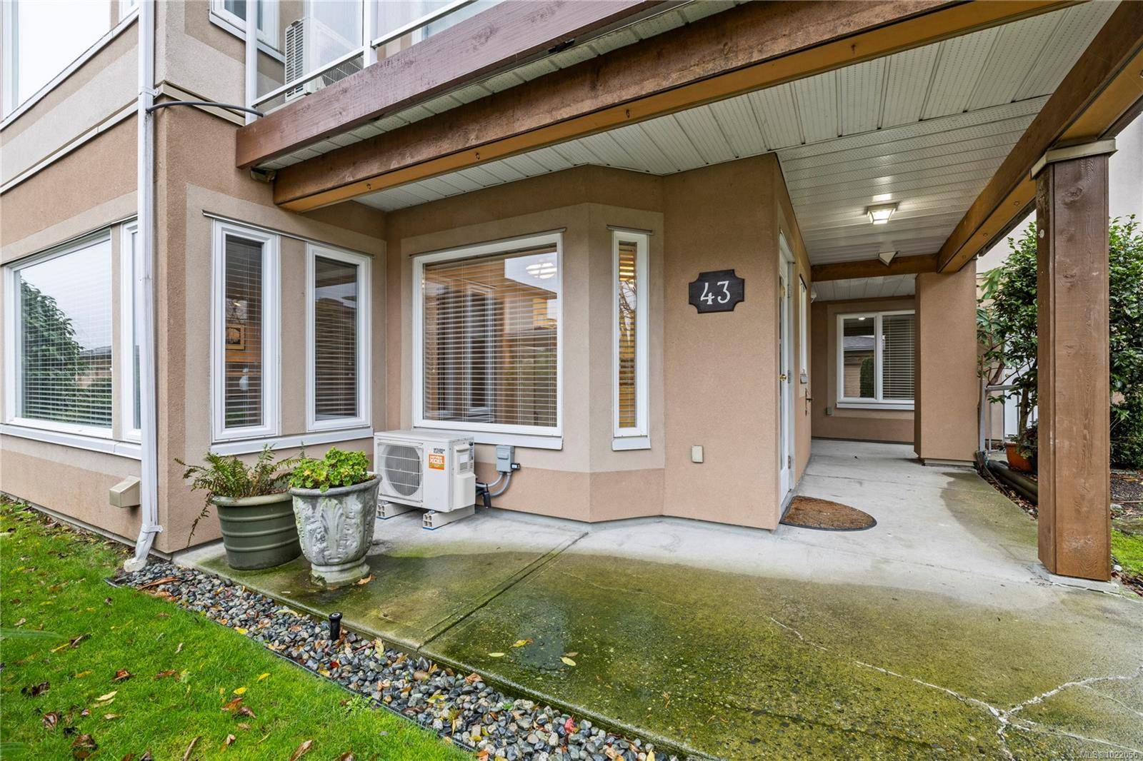 Ladysmith, BC V9G 1B8,100 Gifford Rd #43