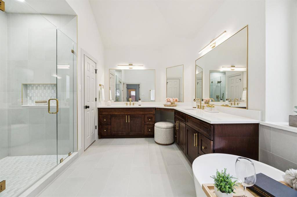 Plano, TX 75025,2437 Clear Field Drive