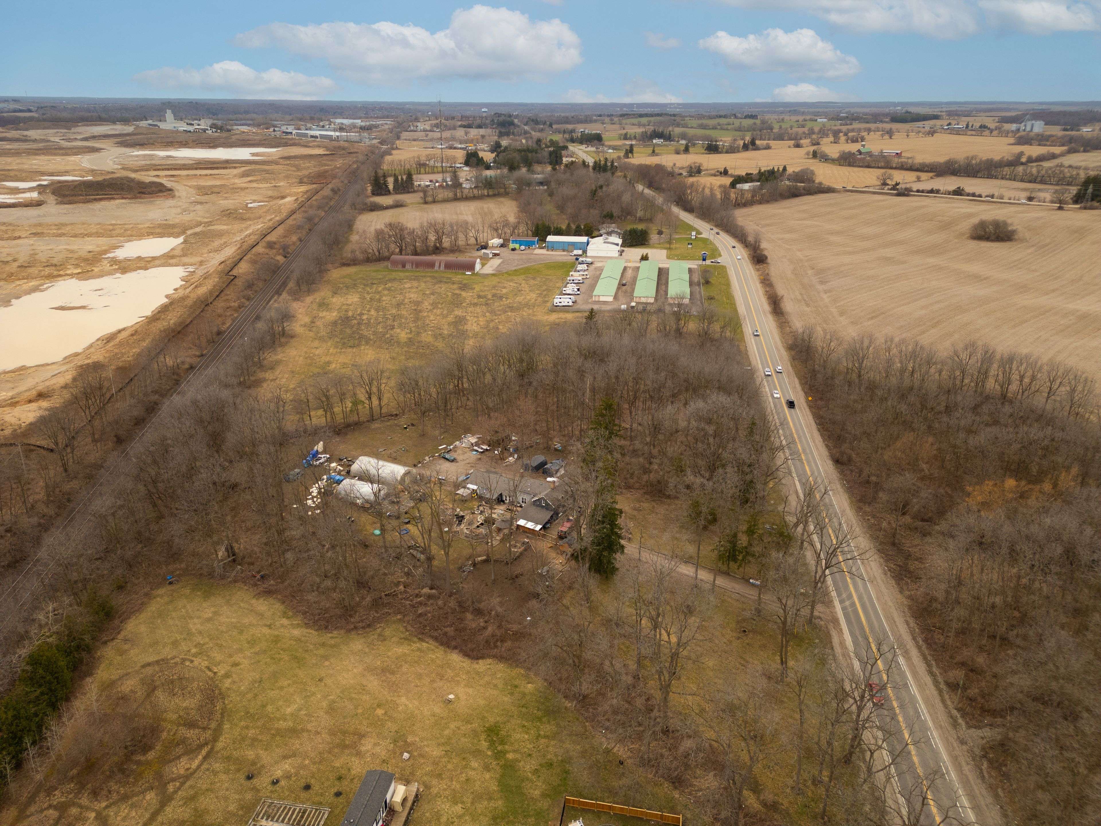 Brant, ON N3T 5L8,369 Paris RD