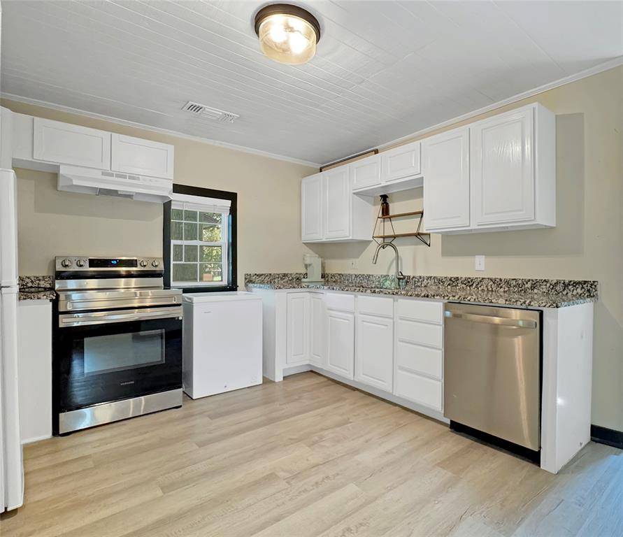 Howe, TX 75459,604 S Maple Street