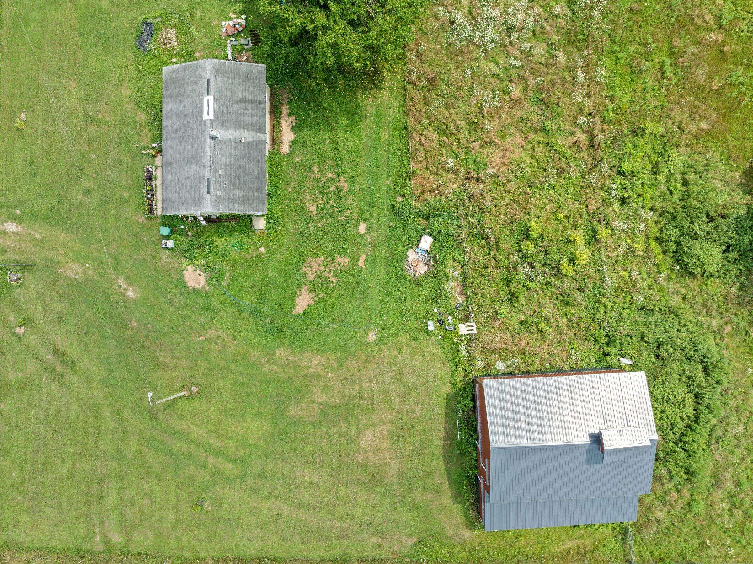 Cassopolis, MI 49031,68090 Calvin Center RD