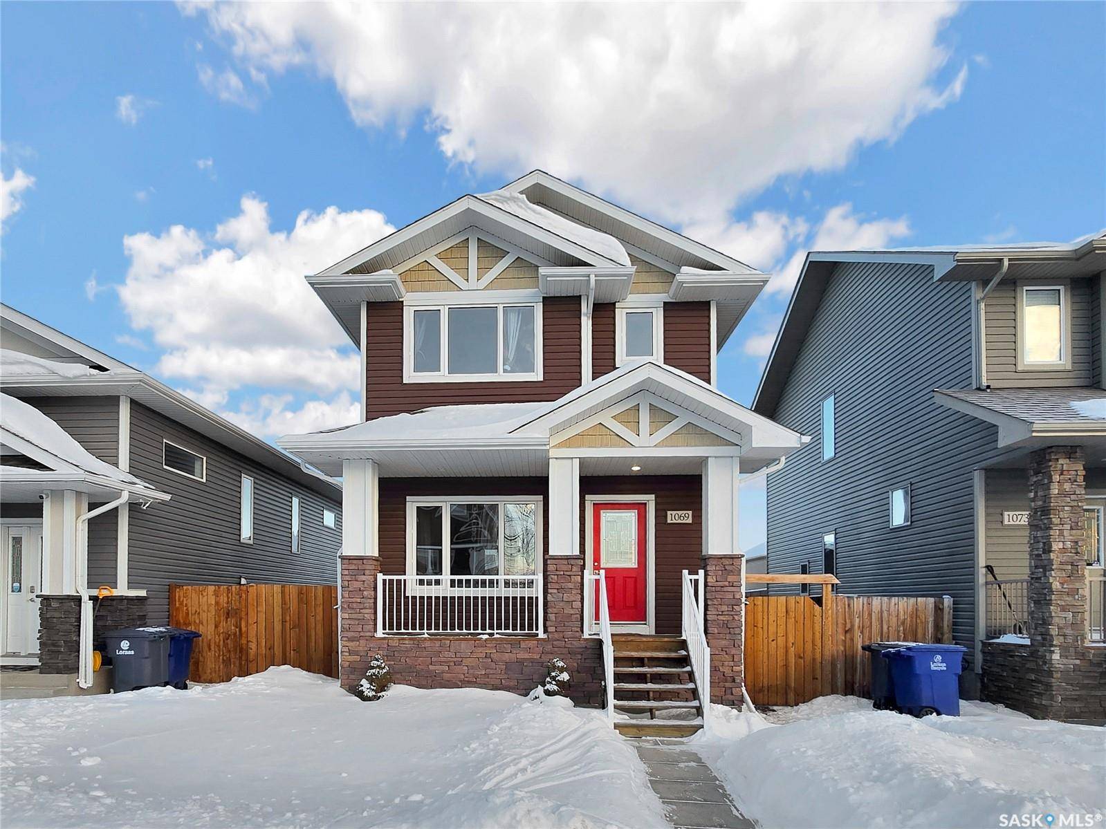 Martensville, SK S0K 2T1,1069 Parr Hill DRIVE