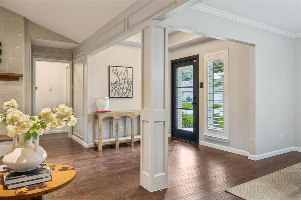 Dallas, TX 75243,9406 Mill Hollow Drive