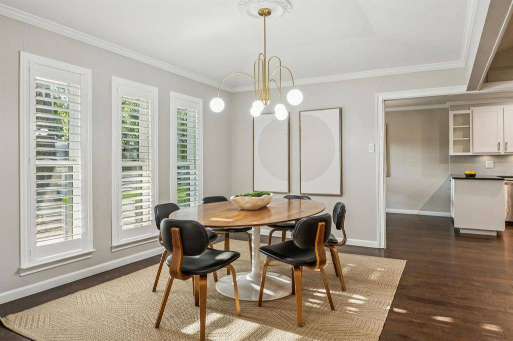 Dallas, TX 75243,9406 Mill Hollow Drive