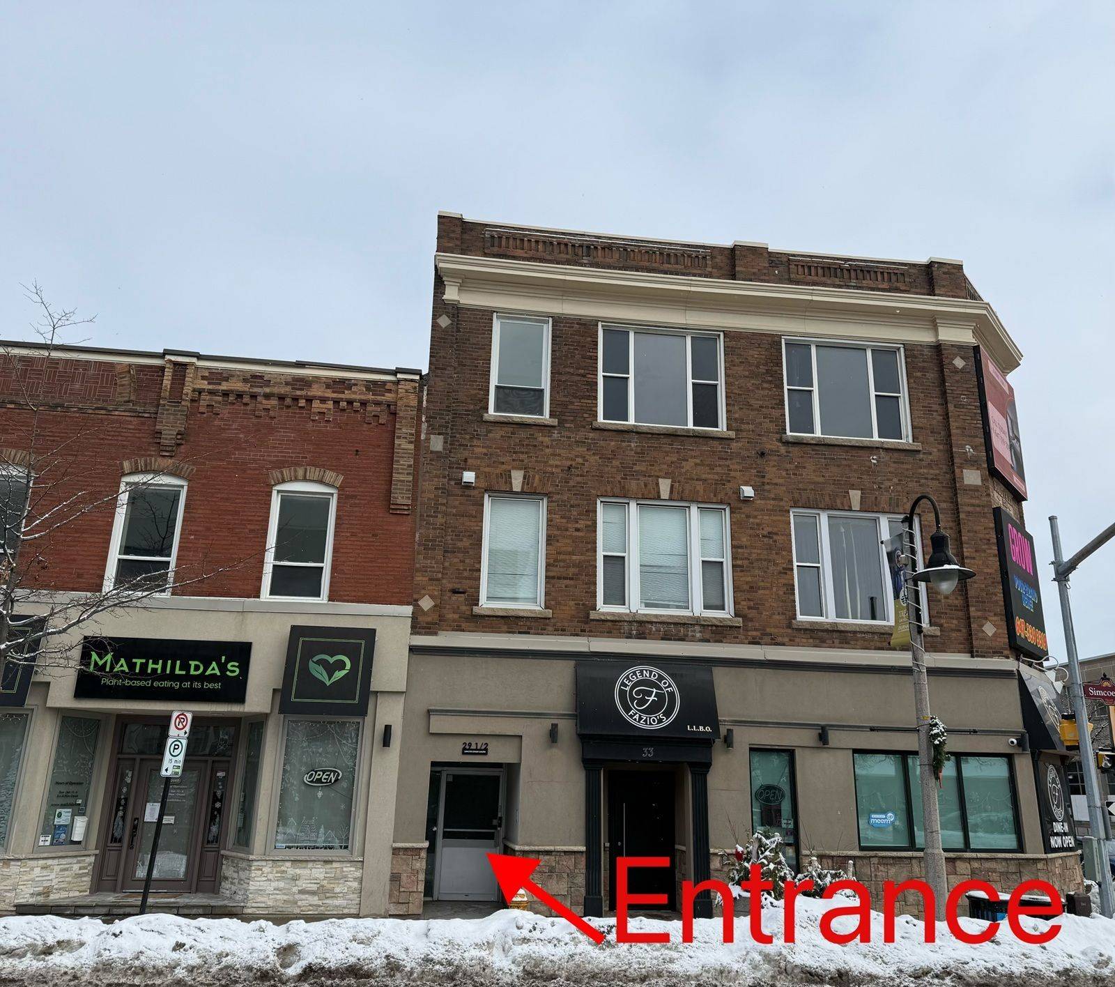 Oshawa, ON L1H 4G2,29 1/2 Simcoe ST S #1A
