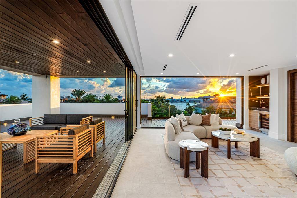 Fort Lauderdale, FL 33316,2000 Harbourview Dr