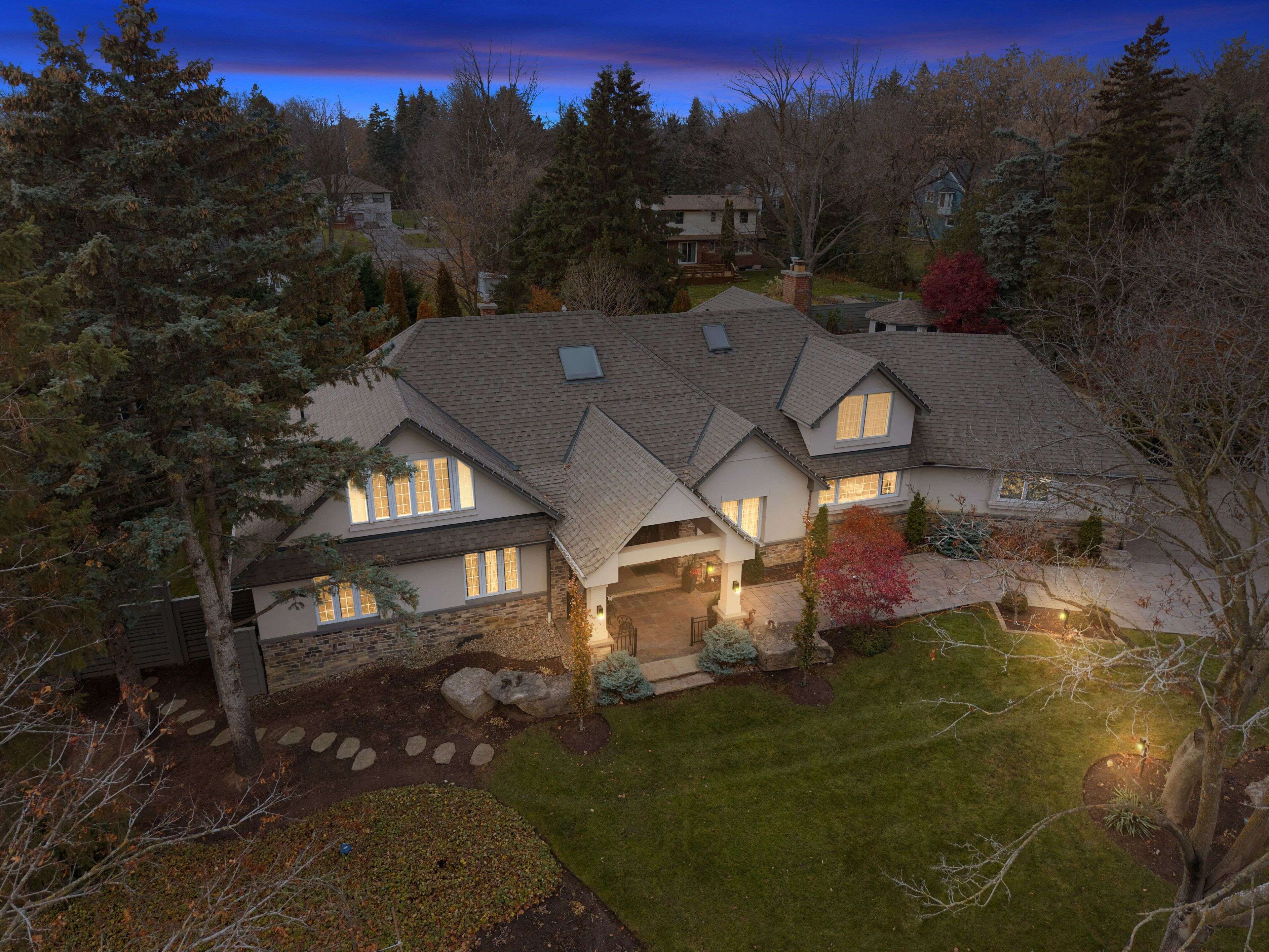 Markham, ON L6C 1A6,6 Boyd CT