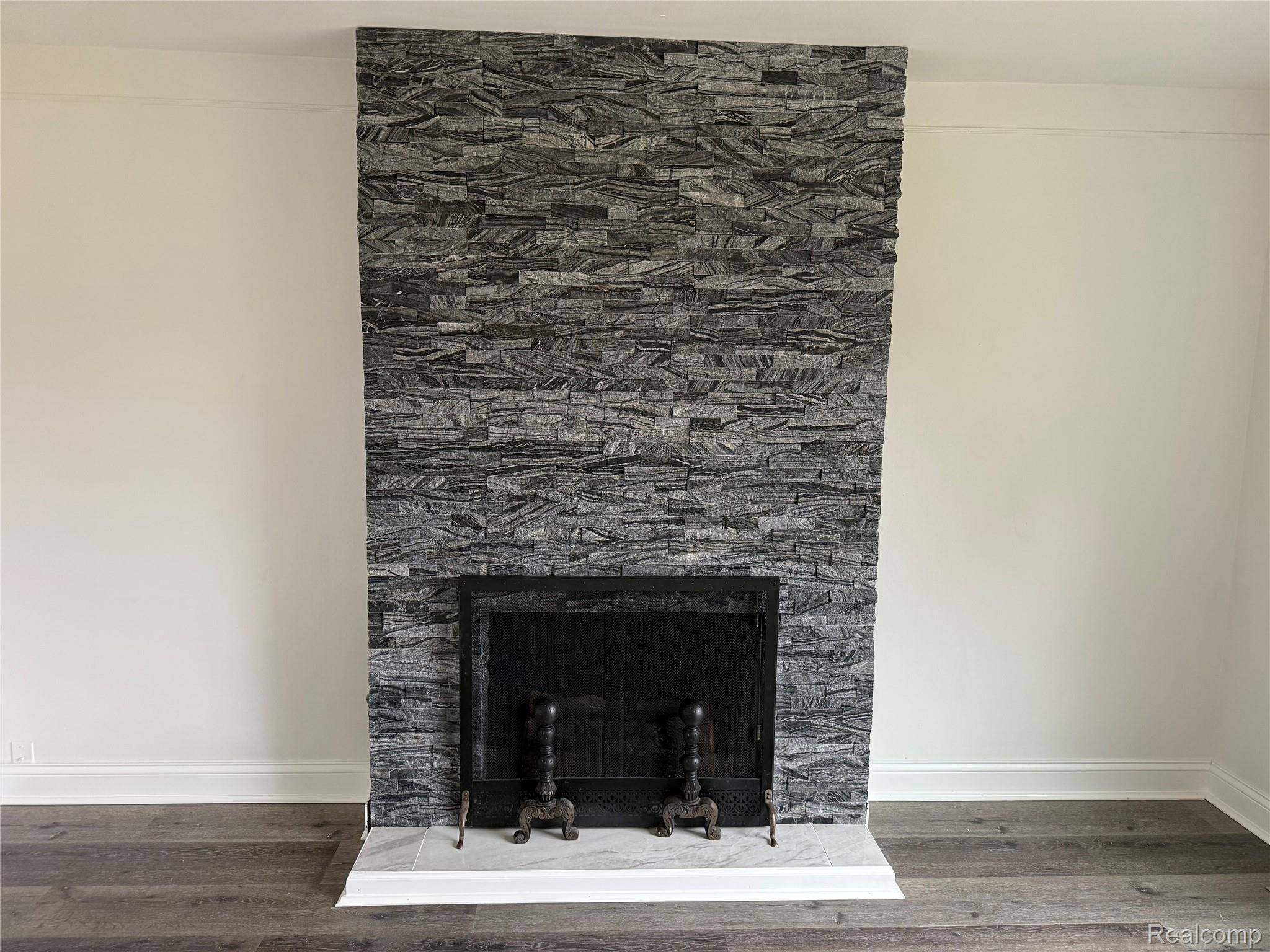 Trenton, MI 48183,2501 King RD