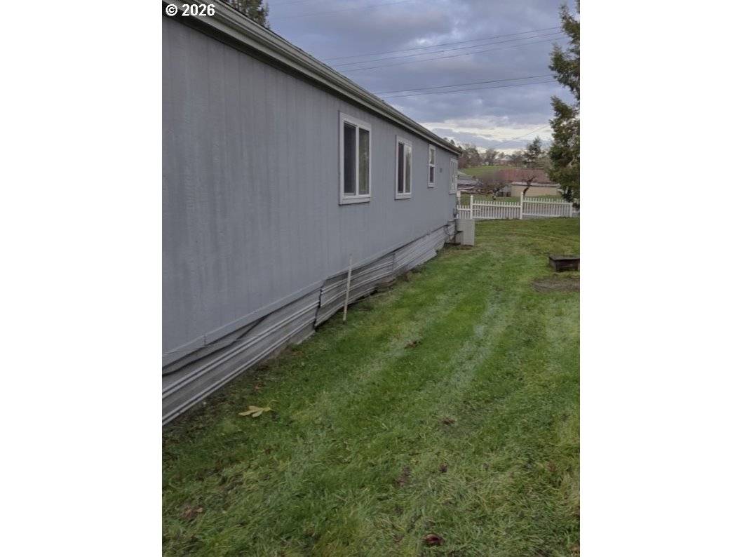 Oakland, OR 97462,115 NE EIGHTH ST