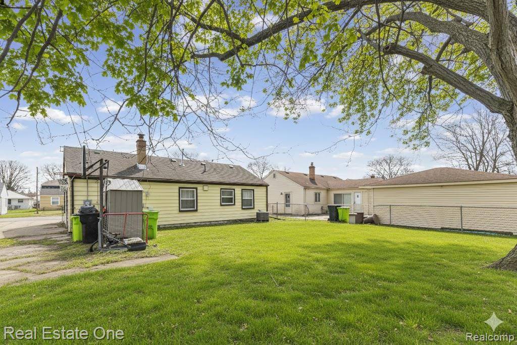 Roseville, MI 48066,26641 RIDGEMONT ST