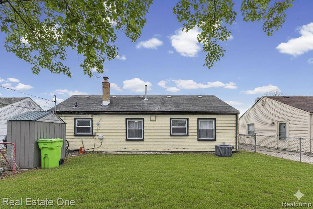 Roseville, MI 48066,26641 RIDGEMONT ST