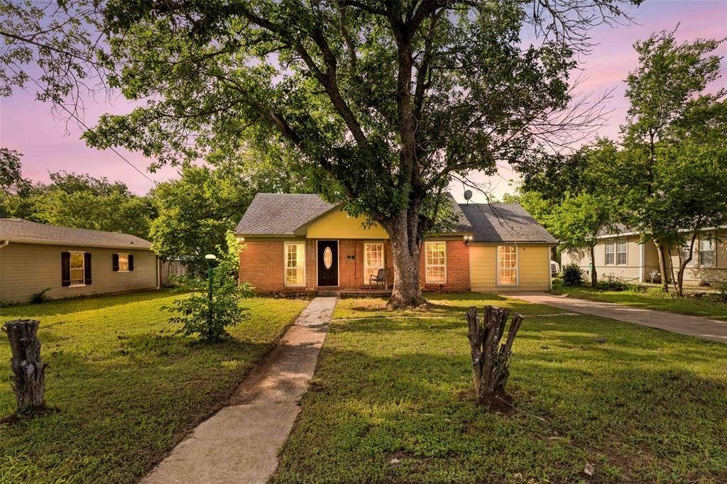 Mcgregor, TX 76657,1126 W 7th Street