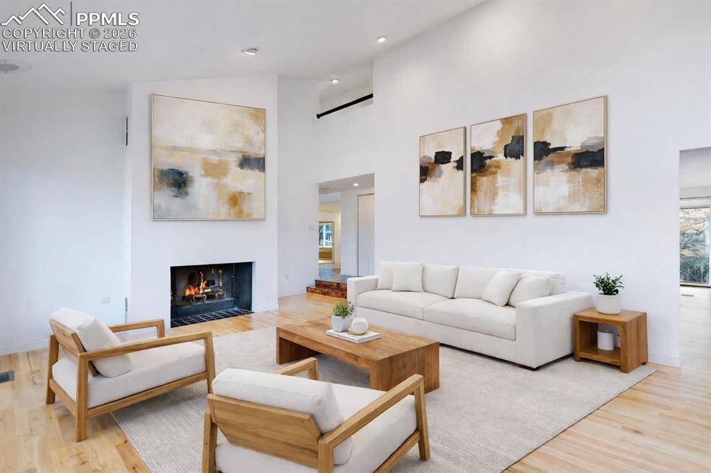 Larkspur, CO 80118,4966 Delaware DR