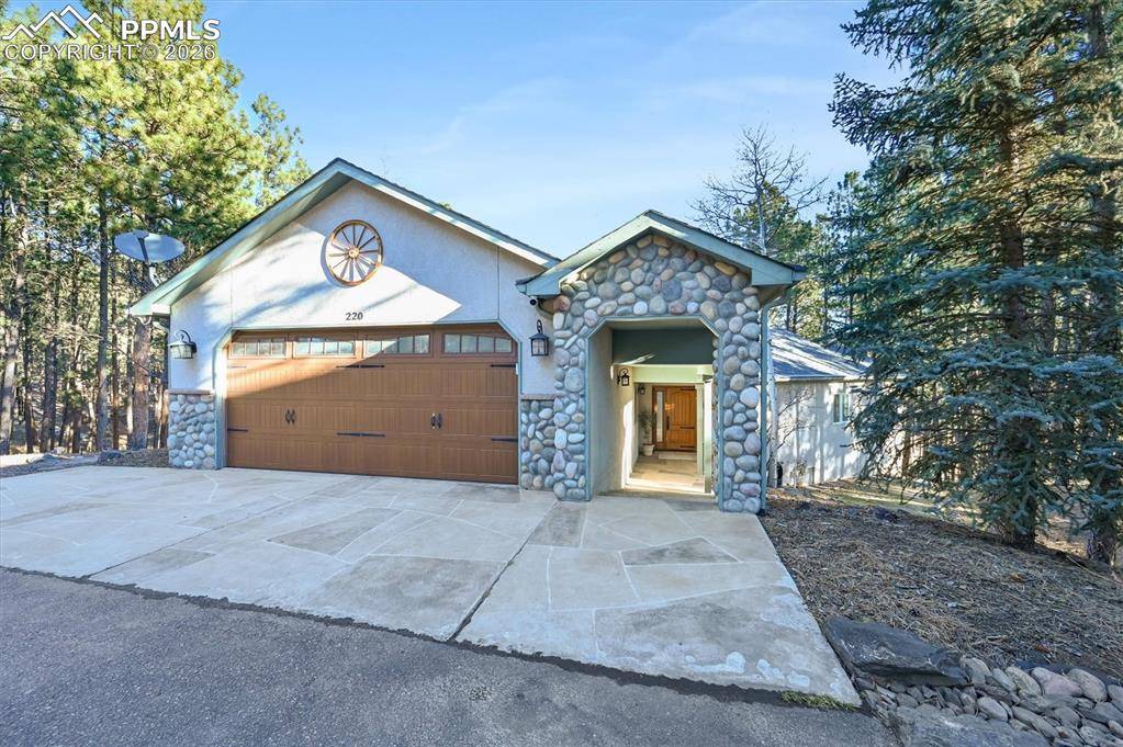 Monument, CO 80132,220 Cobblestone WAY