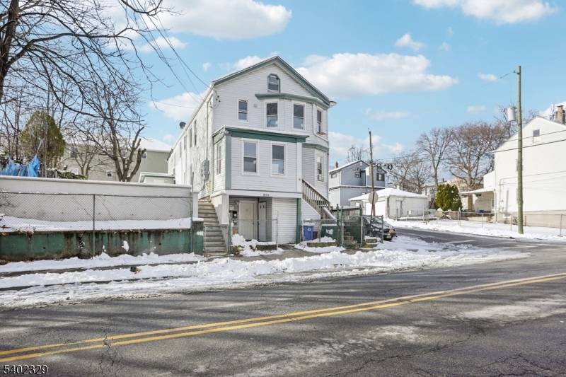 Paterson City, NJ 07522,123 Belmont Ave