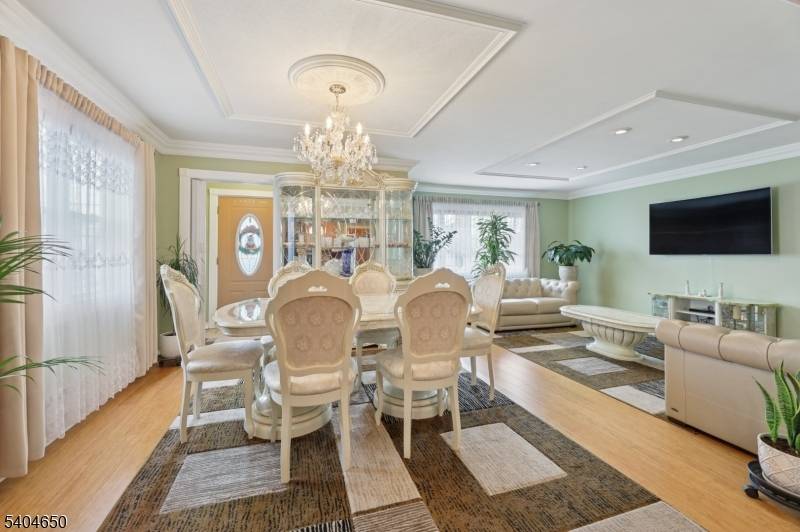 Bayonne City, NJ 07002,391 Avenue