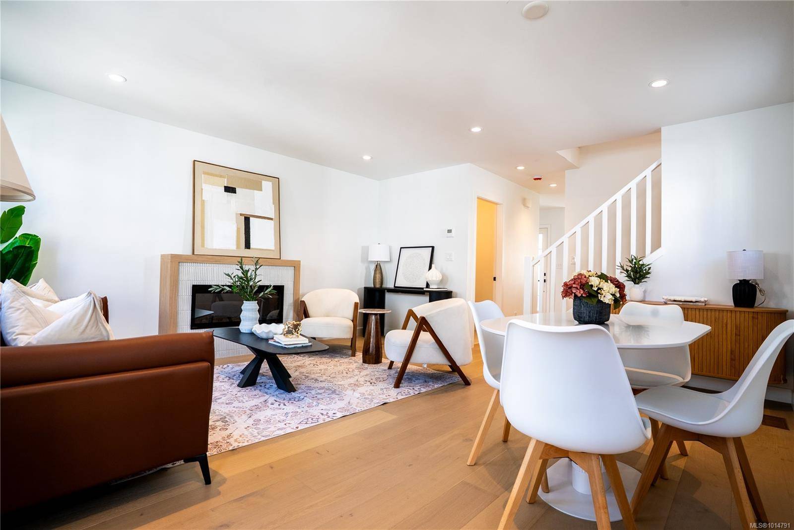 Saanich, BC V8P 3Z8,3907 Cedar Hill Rd #Unit 4