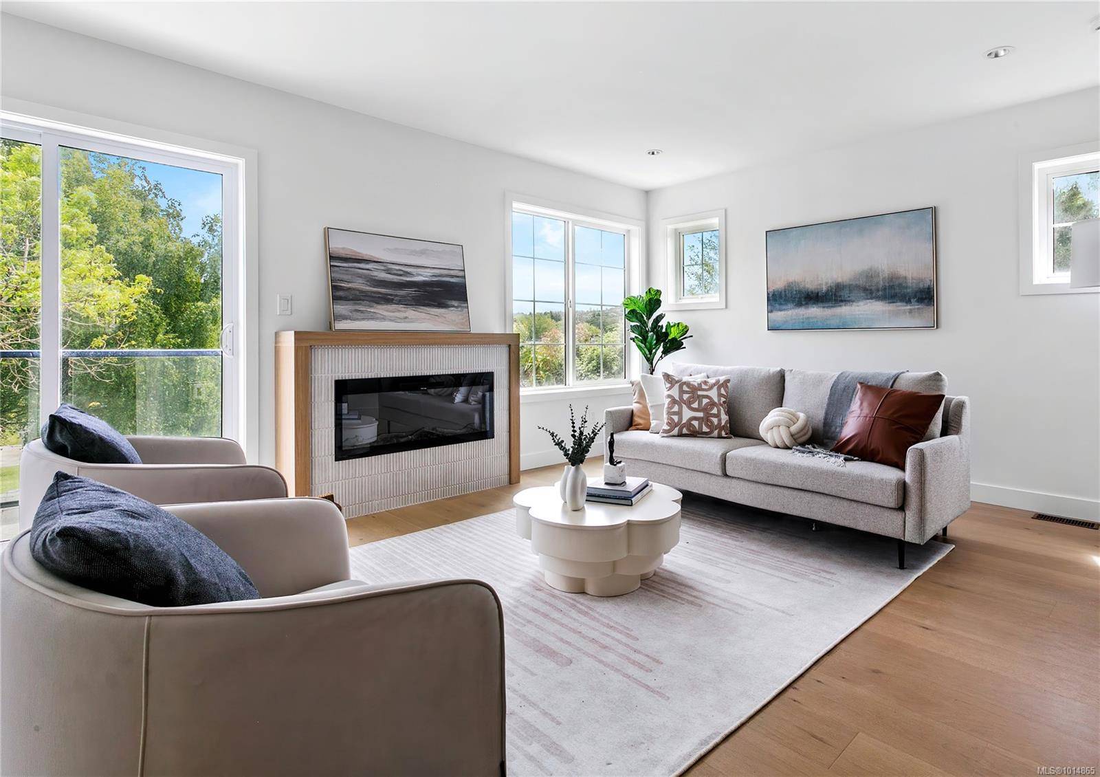 Saanich, BC V8P 3Z8,3907 Cedar Hill Rd #Unit 8