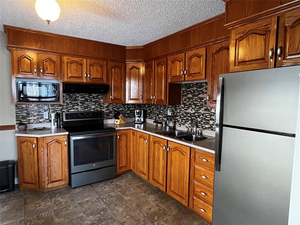 Small Point, NL A0A 1L0,1 Birch Hills Road