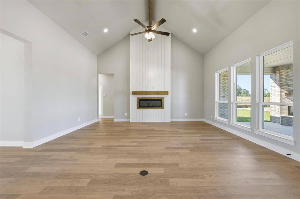 Weatherford, TX 76085,1024 Silver Sage Trail