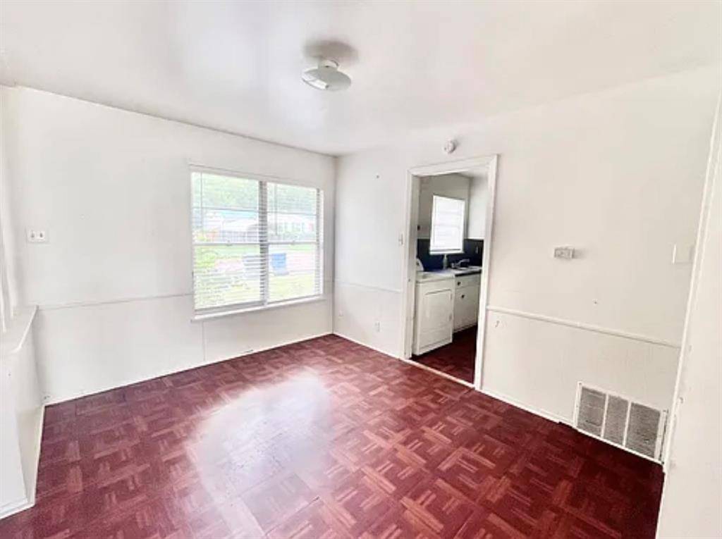 Denison, TX 75020,109 Vandenburg Drive #A