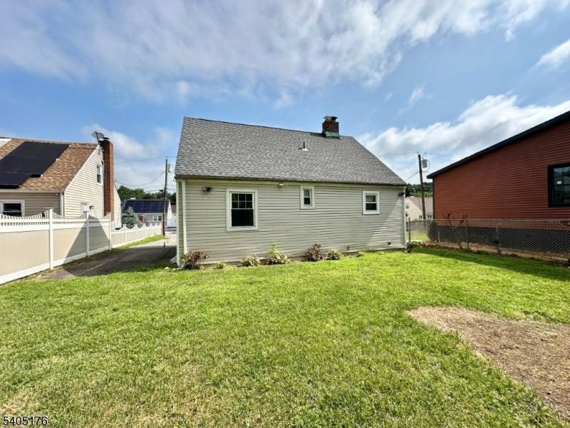 Perth Amboy City, NJ 08861,533 S Park Dr